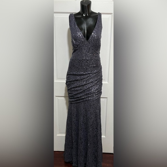 Womens Grey Sequin Calvin Klein Formal Homecoming Prom Pageant Dress Size 8 - Picture 1 of 5